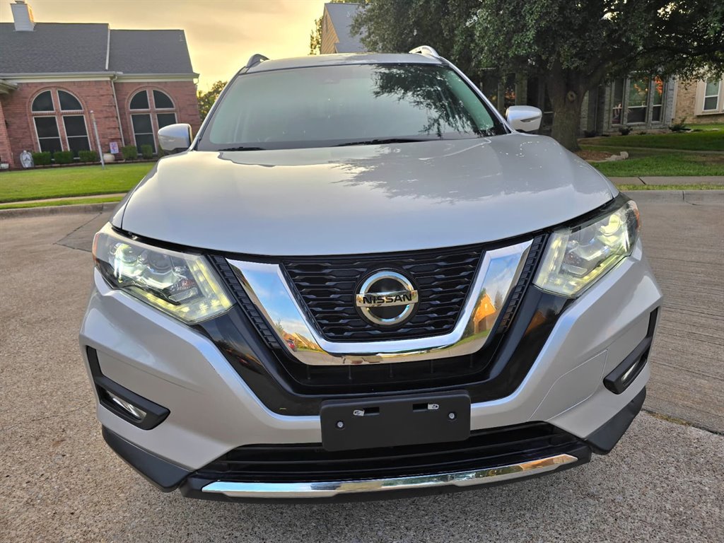 2019 Nissan Rogue SL's photo
