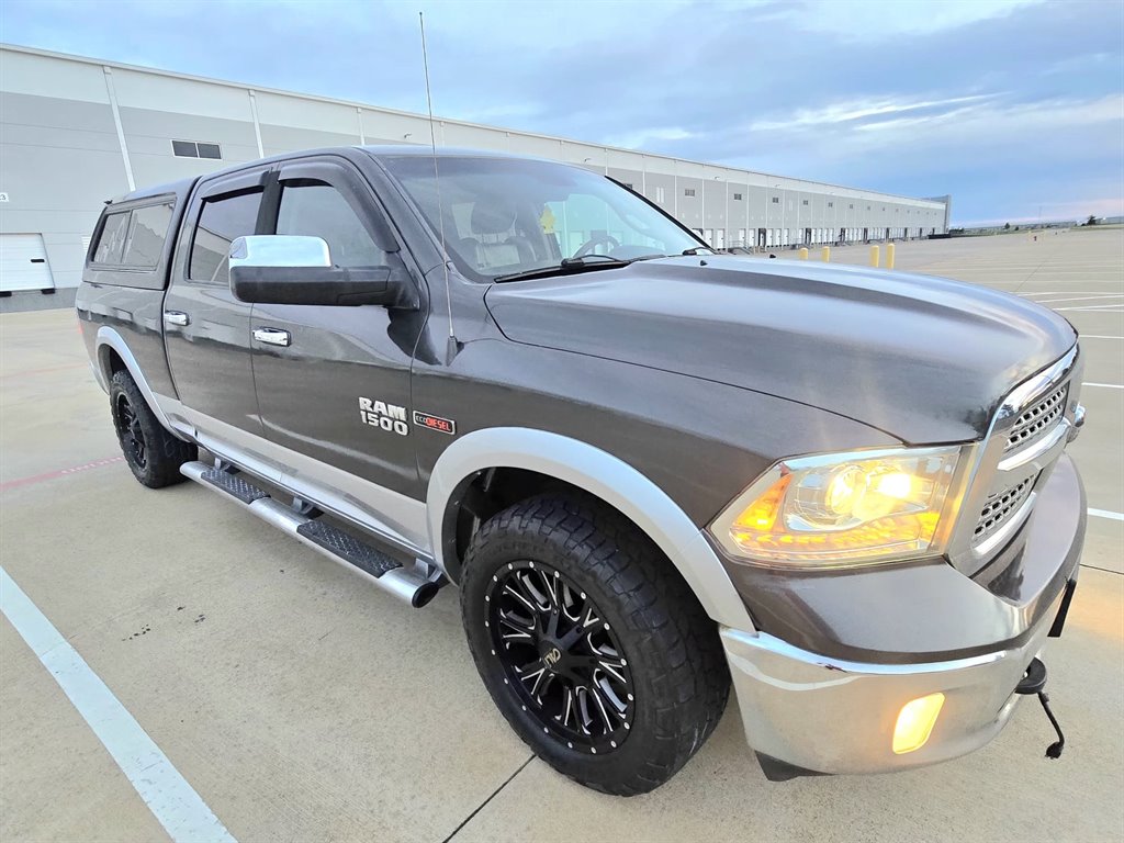 2015 RAM Ram 1500 Pickup Laramie