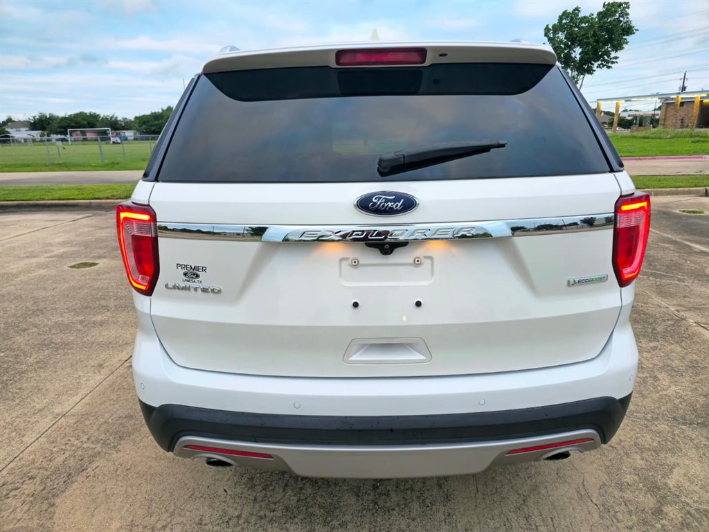 2016 Ford Explorer Limited FWD's photo
